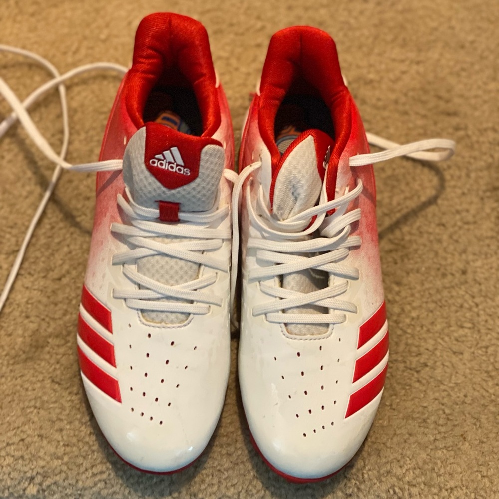 ADIDAS Icon 4 white and red baseball cleets size 7 never worn new out of box